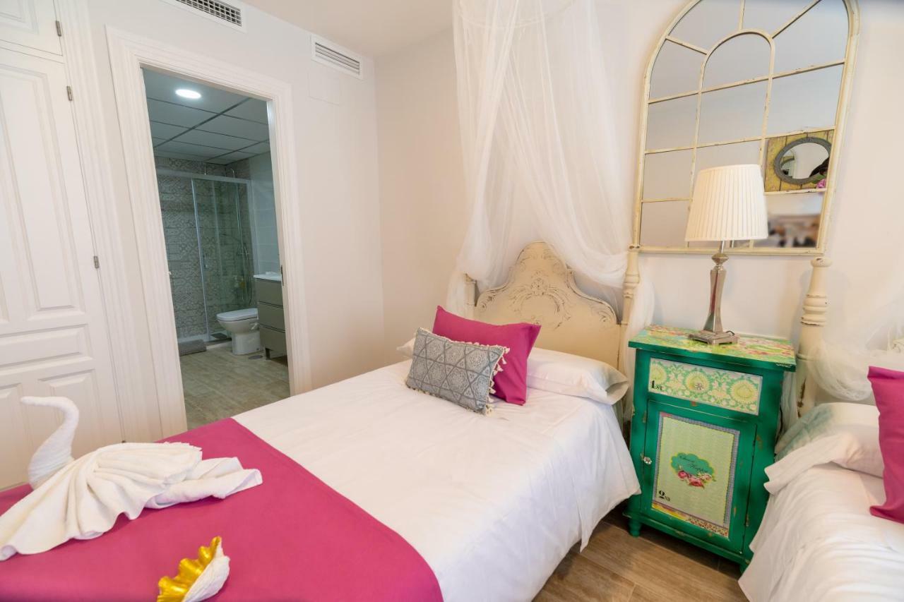 A&S Apartamentos Малага Екстериор снимка